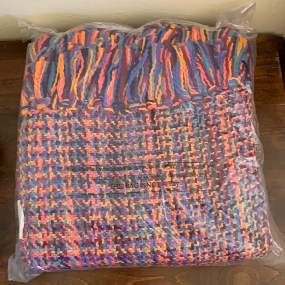 Anthropologie Pippi Throw Blanket - Picture 4 of 6